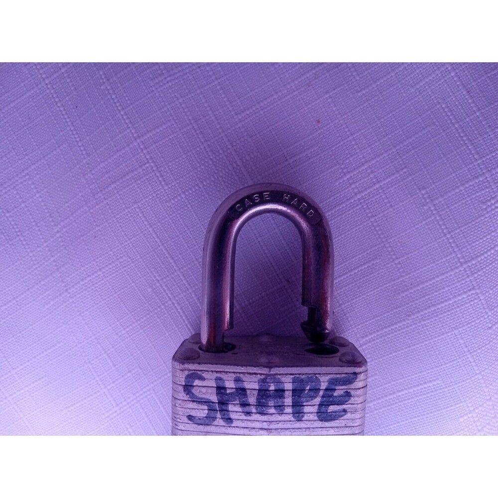 Master Lock Padlock No 3 Master Lock Milwaukee Wis. 1” Shackle 3485 - Picture 5 of 6